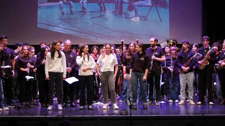 Loatzo eta Vilafranca del Penedèseko musika eskoletako ikasleek kontzertua egin dute
