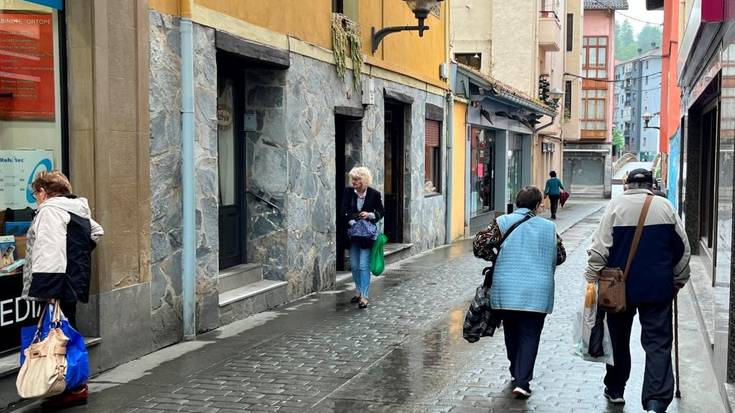 Herritarren elkarbizitza eta espazio publikoaren erabilera arautzen duen udal-ordenantza onartu du Udalbatzak