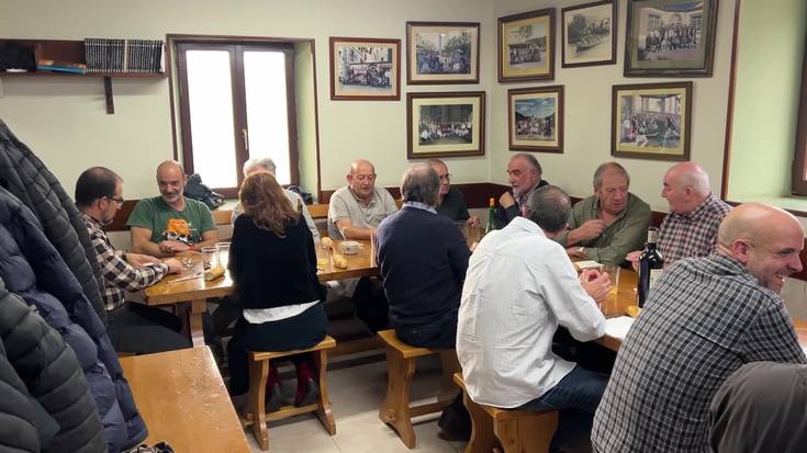 Gazte-Alayak elkartearen eguna ospatu dute