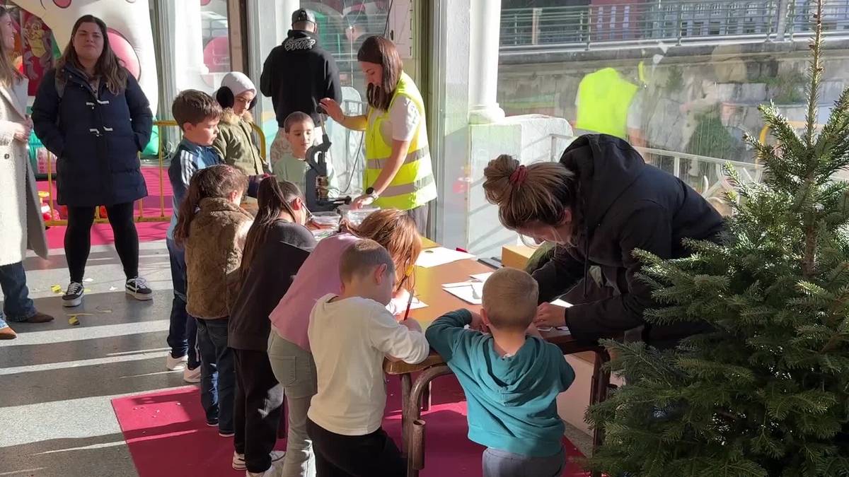 Gabonetako haur parkea txikienen gozamenerako