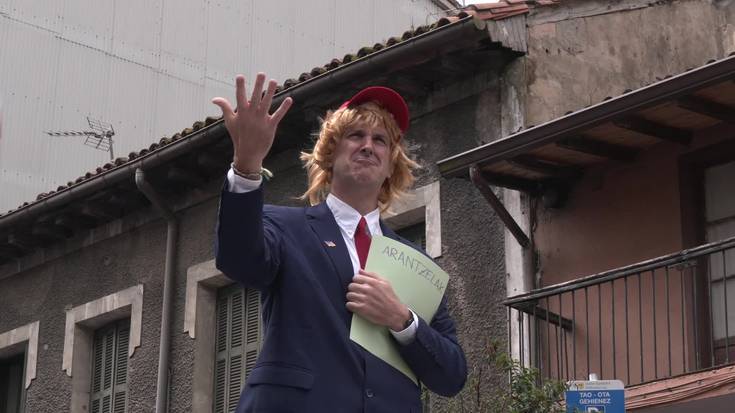 Konpartsak ireki du Santa Ana eguna