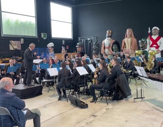 Estilo anitzeko emanaldia eskaini du Tolosako Udal Musika Bandak