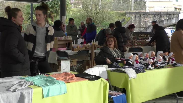 Gabonetako Azoka Berezia egin dute