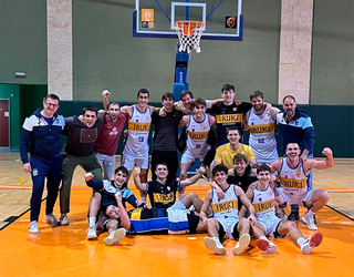 Larunbatean IRUKI TAKEk garaipen polita lortu zuen Salamankan Atlético Carbajosaren aurka, 64-74 emaitzarekin