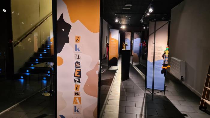 "Ikusezinak" erakusketa