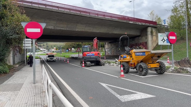 Txarama eta Tolosako erdigunea lotzeko falta den zatia egiteko lanak hasi dituzte