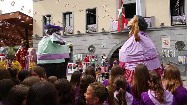 Ostegunetik astelehenera festa, Ibarran