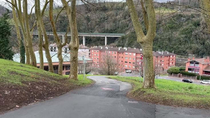 Iurreamendi kaletik egoitzara doan aldapa itxita egongo da bihar goizean