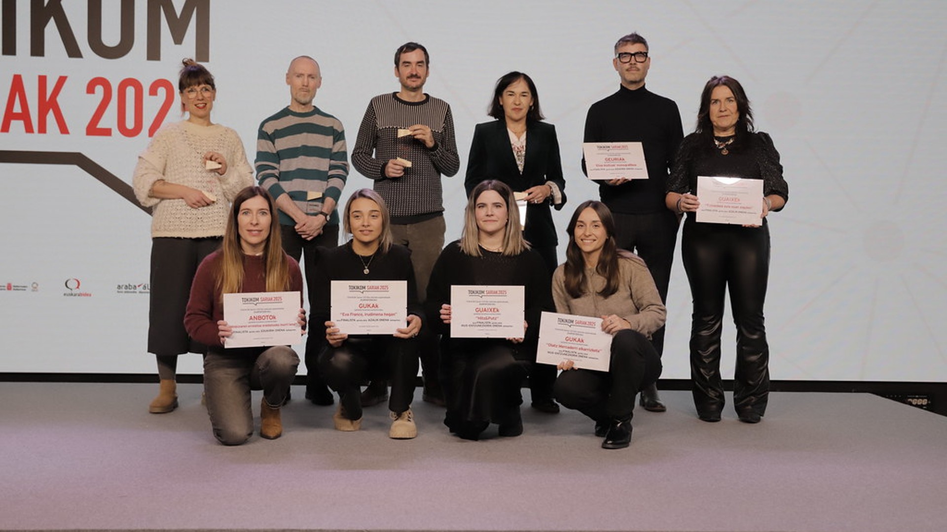 TOKIKOMek Goienaren ‘Puntua’, Aiaraldea eta Antxeta Irratia saritu ditu