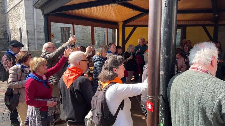 Kantujira berezia Usarrabi taldearentzat