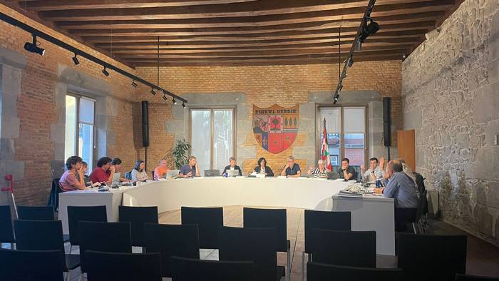 Tolosako Udalaren Aparteko Osoko Bilkura zuzenean