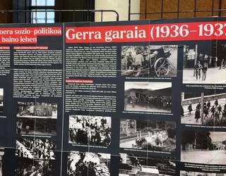 “Oroimena borrokan eraiki” erakusketa ikusteko aukera izan da Tolosako Kultur Etxean