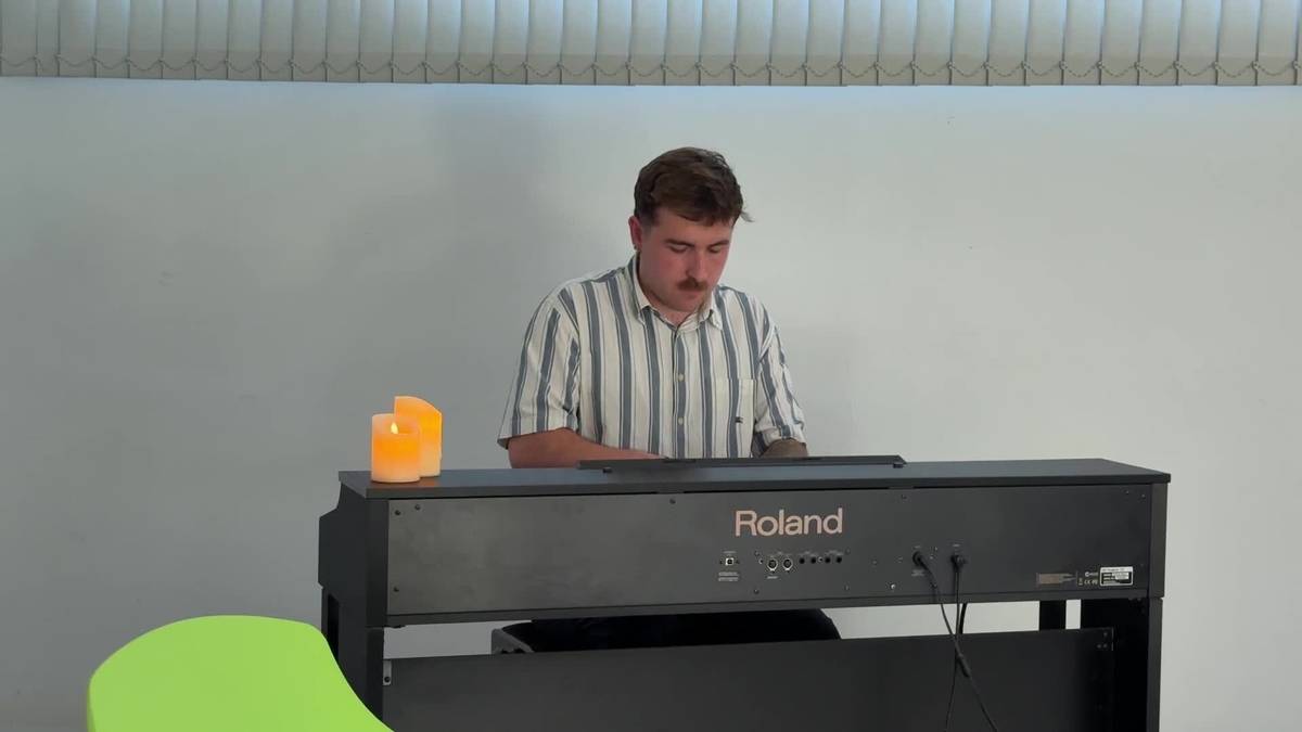 Imanol Mendizabal ikaztegietarrak “Egozidioa” albuma aurkeztu du