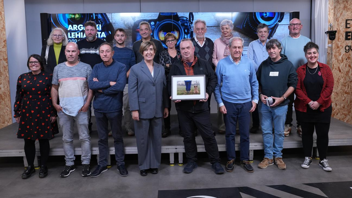 Foru Aldundiak 2026ko egutegiaren 40.000 ale banatuko ditu Gipuzkoan