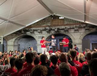 Iñaki Artolak txapeldunaren pareko berotasuna jaso du herrian