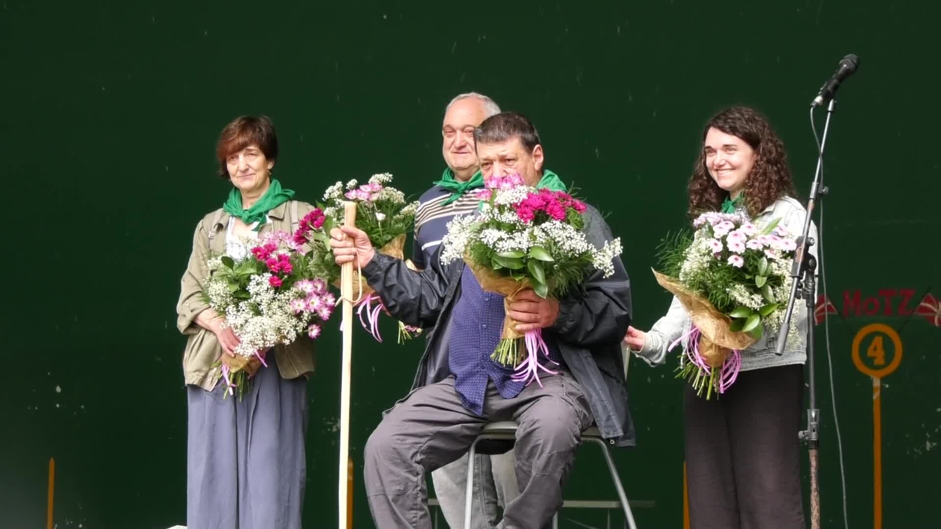 Iñaki, Milagros, Goreti eta Joxemariri omenaldia eginez hasi dituzte jaiak